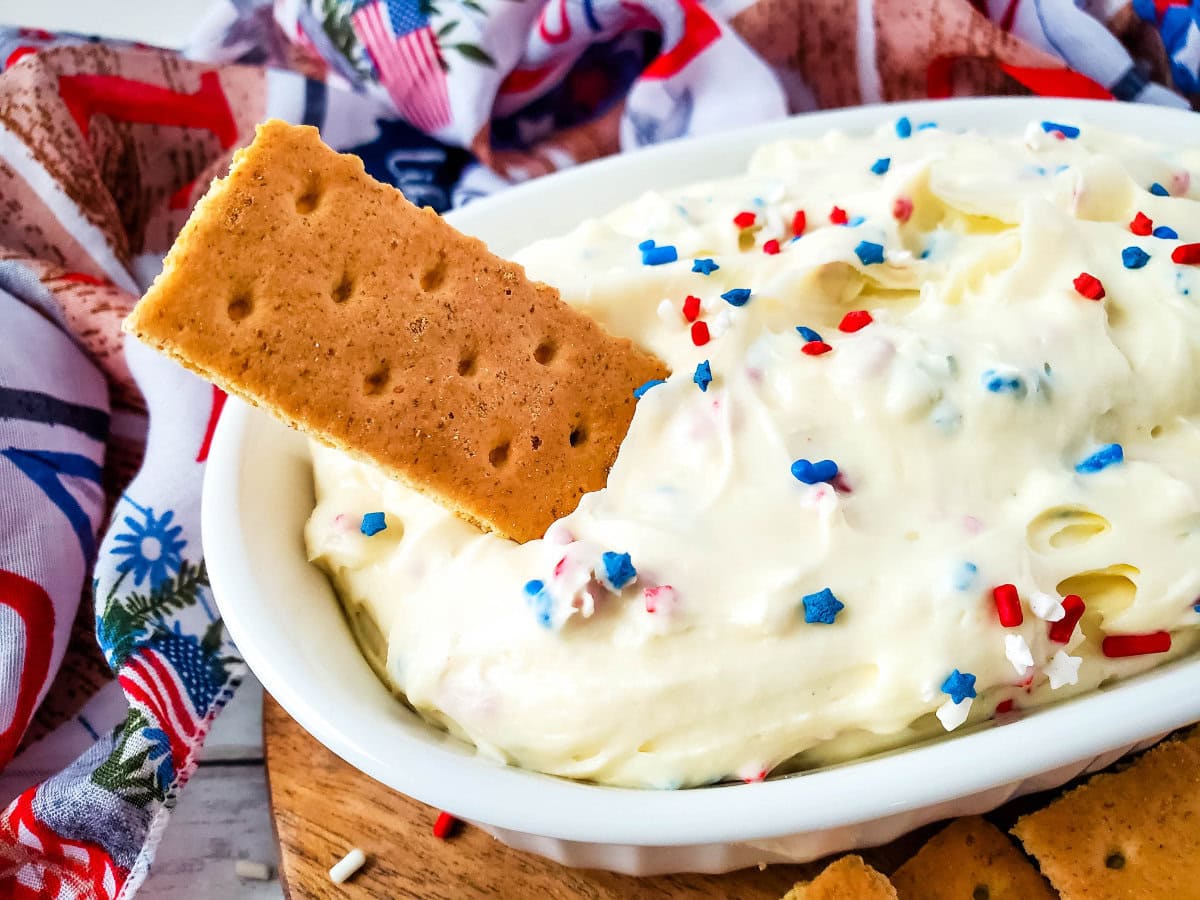 Patriotic cheesecake dip