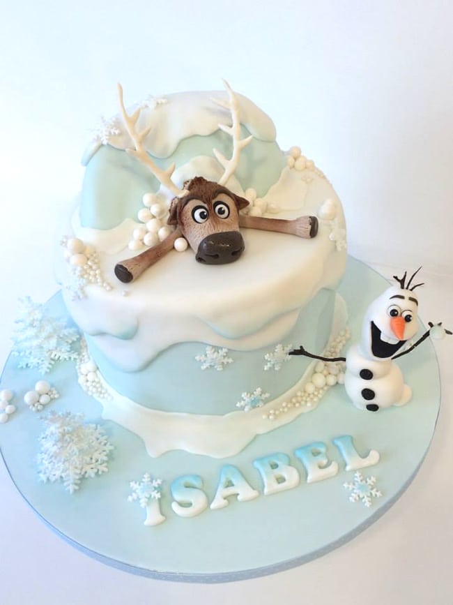 15 Amazing Frozen Inspired Cakes