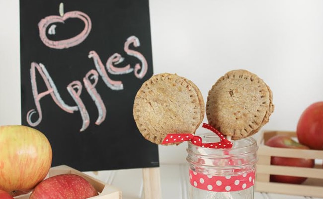 Apple Pie Pops With Apple Cider Glaze