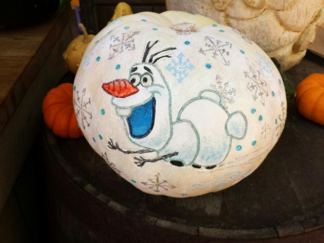 11 Frozen Inspired Pumpkins