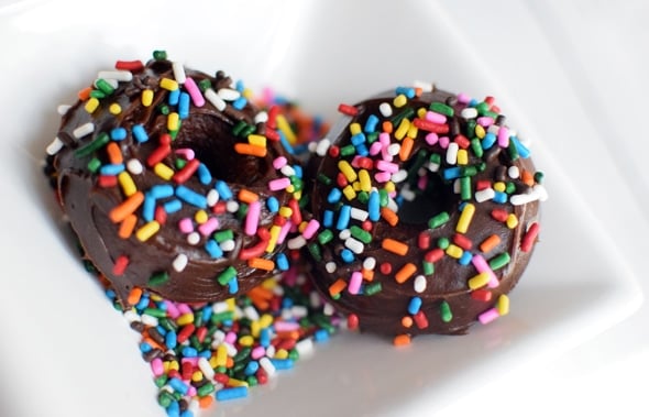 Holstein Donut Maker - Chocolate Donut Recipe