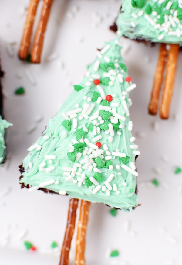 Easy Christmas Tree Brownies on Pretty My Party