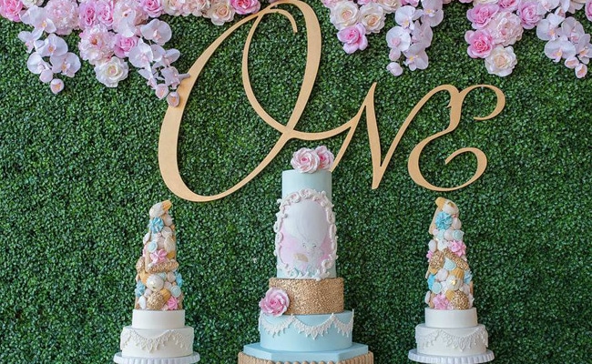 marie-antoinette-party-main