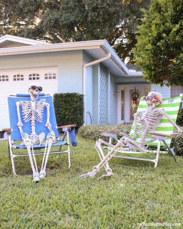 Fun Skeleton Lawn Decorations