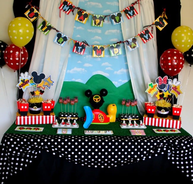 Mickey Mouse Dessert Table