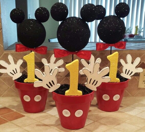 DIY Mickey Mouse Party Centerpieces