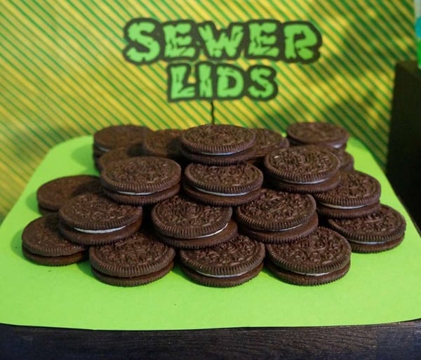 Ninja Turtle Sewer Lid Oreos