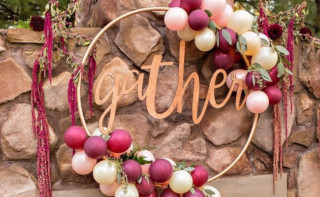 13 Awesome DIY Hula Hoop Wreaths