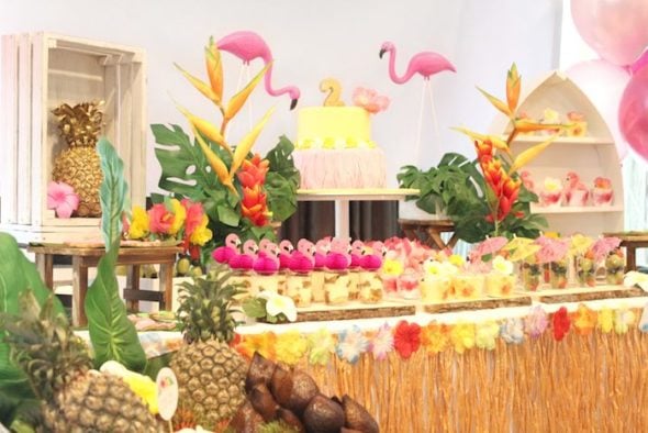 Tropical Hawaiian Flamingo Party Ideas