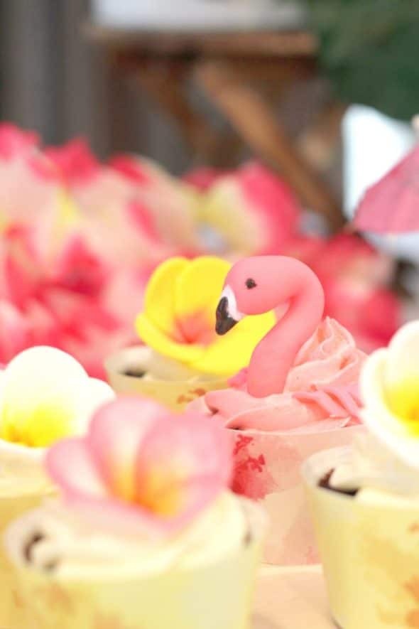 Pink Flamingo Dessert Topper