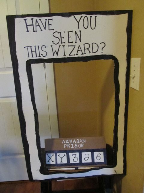 Harry Potter Photo Booth Idea - Harry Potter Party Ideas