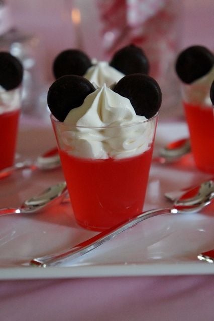 Minnie Mouse jello dessert