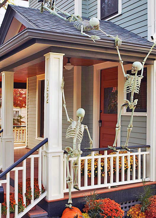 Skeleton Rooftop Halloween Porch Decorations