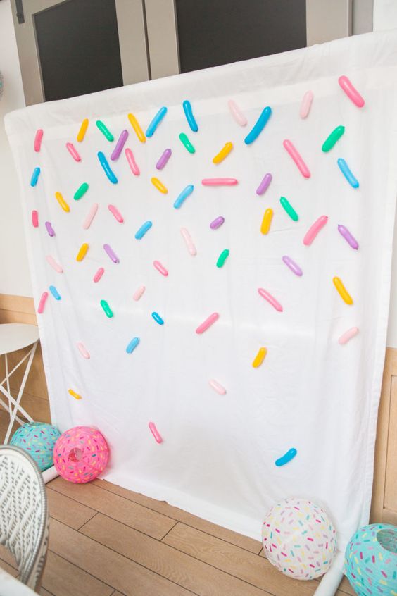 Sprinkles Photo Booth Idea | Donut Party 