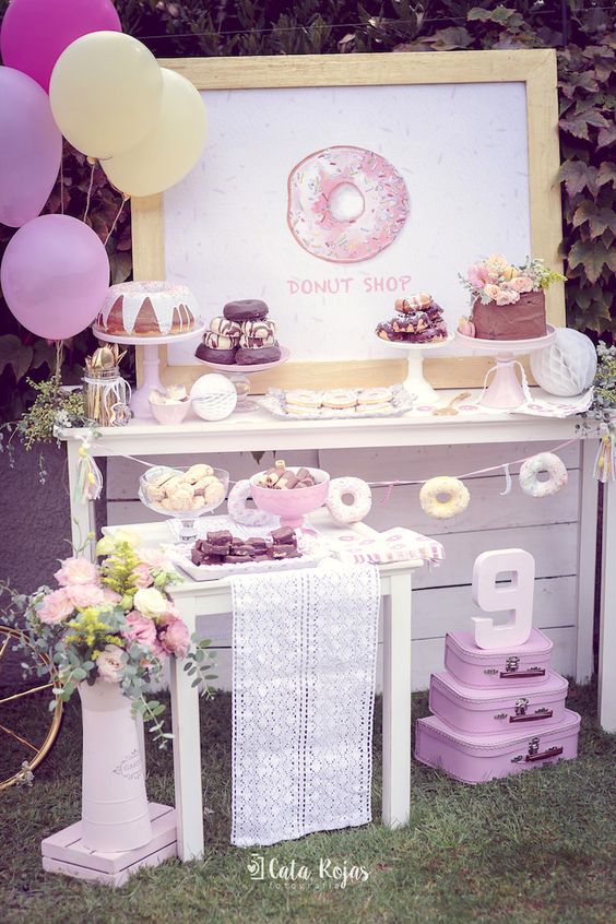 Vintage Donut Party Table | Donut Themed Party Ideas