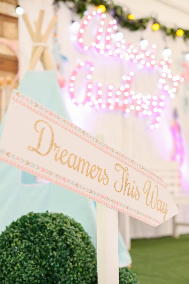 Boho Themed Dreamers Party Sign