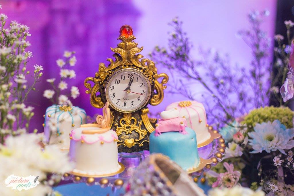 Cinderella-themed decor and desserts