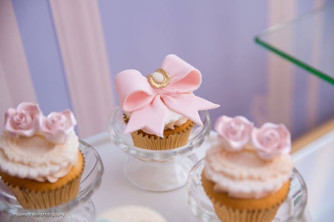 Gorgeous Marie Antoinette Baby Shower Cupcakes - Pretty My Party