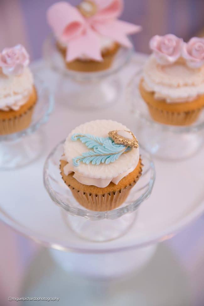 Gorgeous Marie Antoinette Baby Shower Cupcakes - Pretty My Party