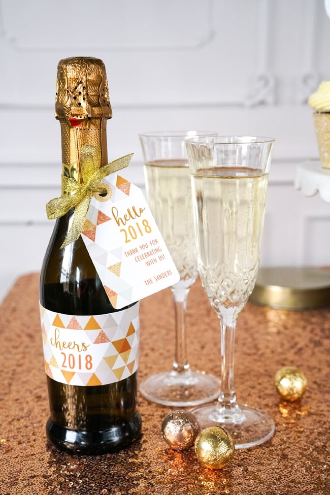 Quick and Easy New Years Party Setup favor tags featured on Pretty My Party