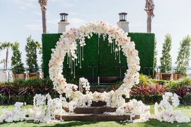 18 Circle Ceremony Arch Wedding Decoration Ideas Pretty My Party