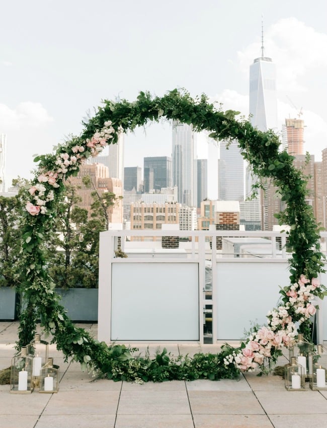 Wedding ceremony backdrop ideas - circle wreath arch