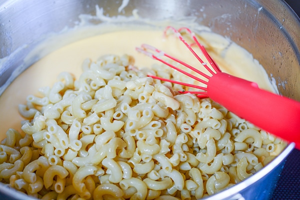 How to make baked macaroni and cheese