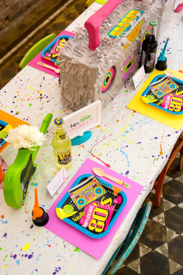 80s theme party table