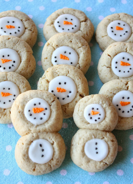 Thumbprint Snowman Cookies- 25 Best Christmas Cookie Exchange Recipes