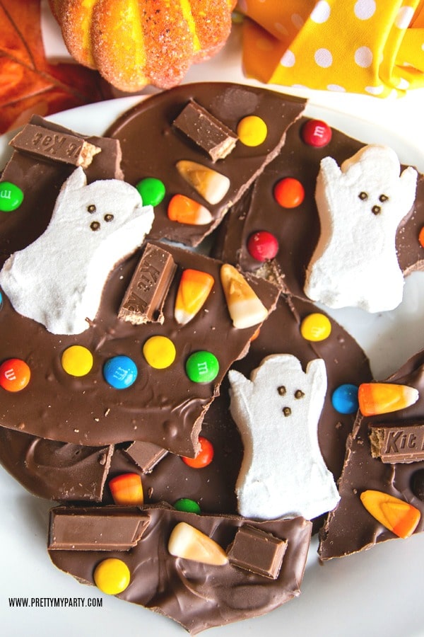 Halloween Candy Bark - Pretty My Party