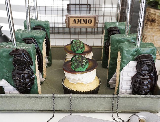 Call of Duty Birthday Party Desserts on Pretty My Party