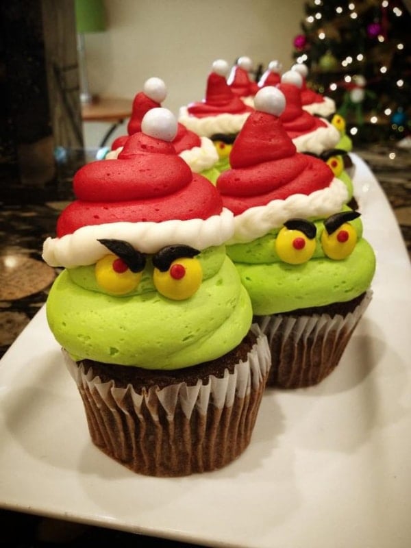 best grinch waffles, best christmas breakfast ideas, grinch kids party food