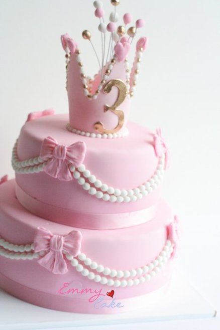 Princess Birthday Cake With Bows