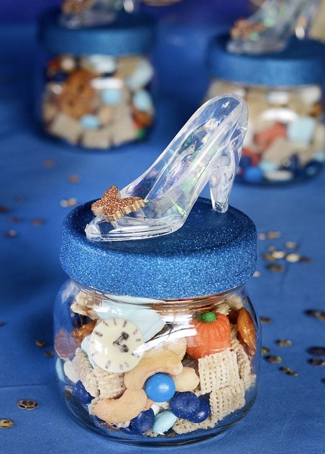 DIY Cinderella Party Mix Favors