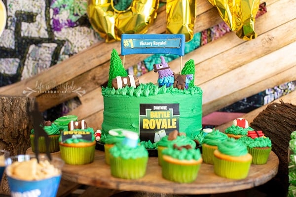 Fortnite Battle Royal Birthday Cake - Fortnite Party Ideas