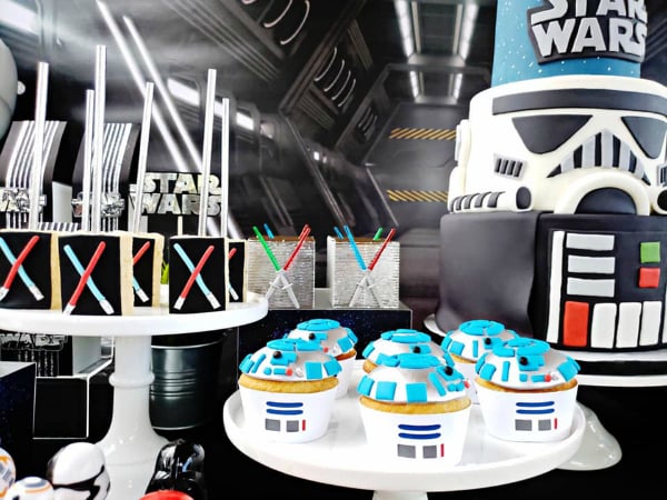 Star Wars Cupcakes and Desserts