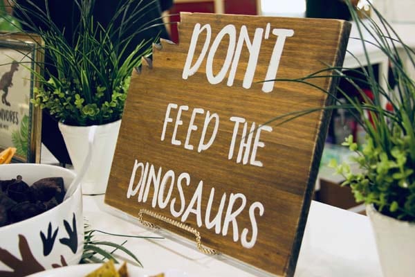 Don't Feed the Dinosaurs Party Sign Decoration