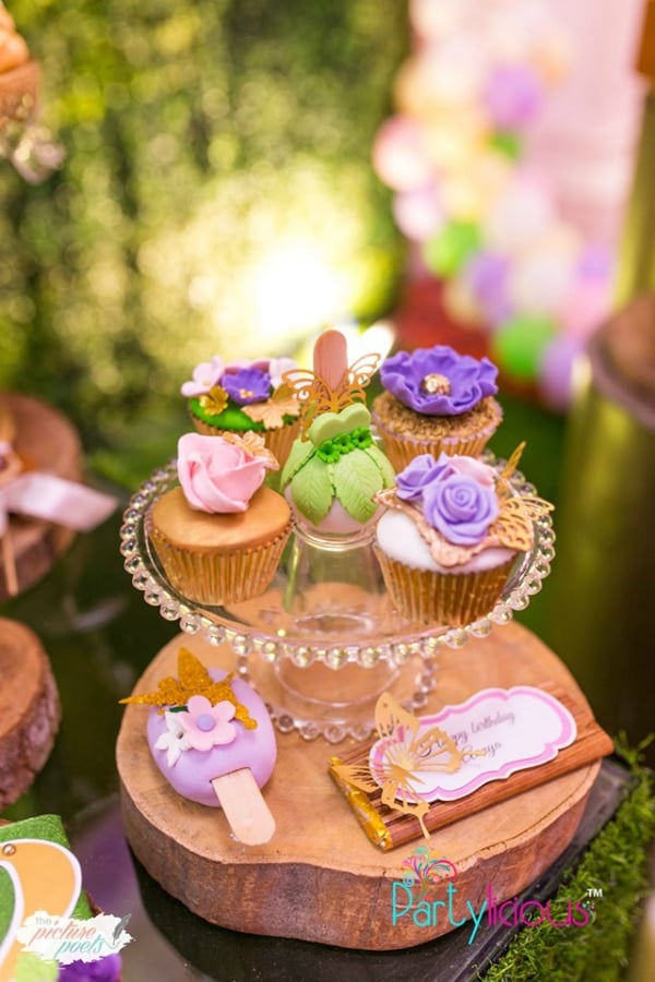 Tinkerbell Party Cupcakes