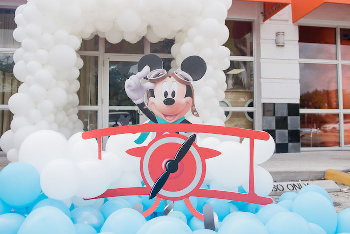 Aviator Mickey Mouse Party Balloon Decorations