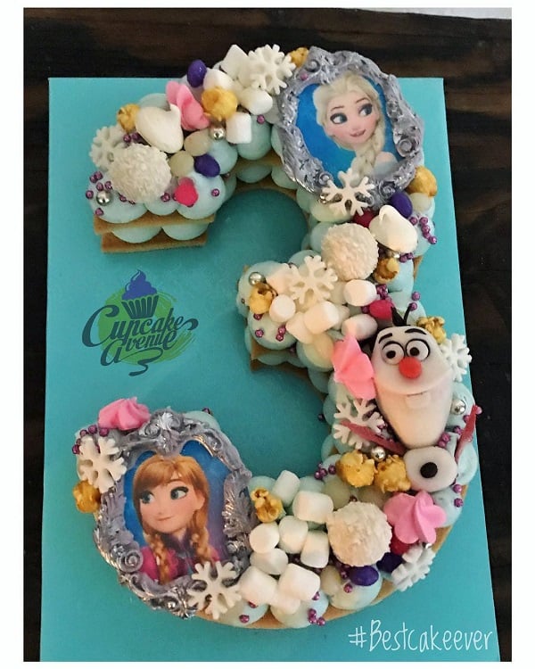 Disney Frozen Cookie Cake