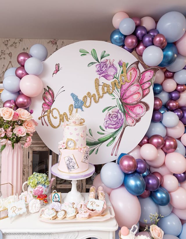 20+ Alice In Wonderland First Birthday Party Ideas And Gifts