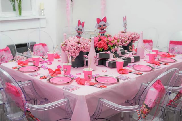 Pink Party Table