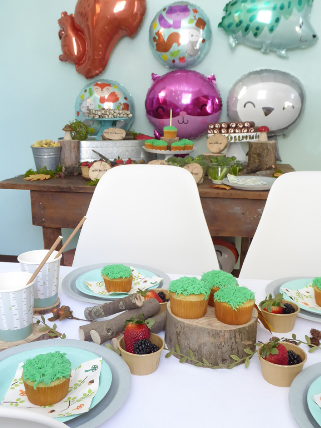 Woodland Animal Party Table