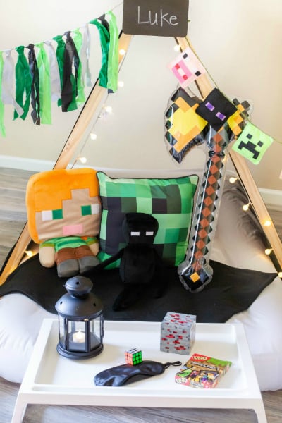 Minecraft Sleepover Teepee Party