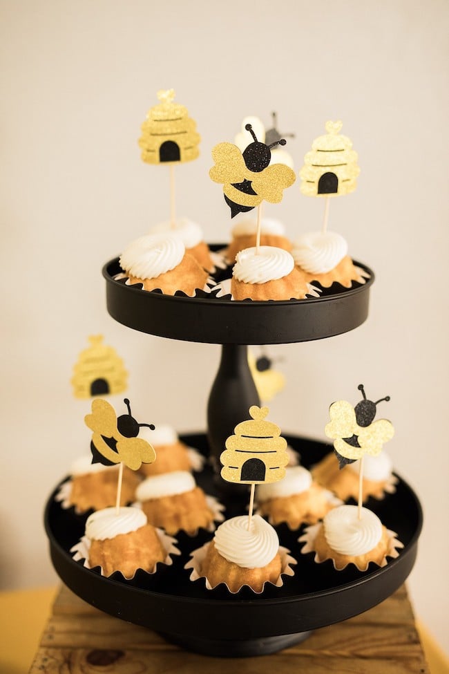 Bee Dessert Toppers