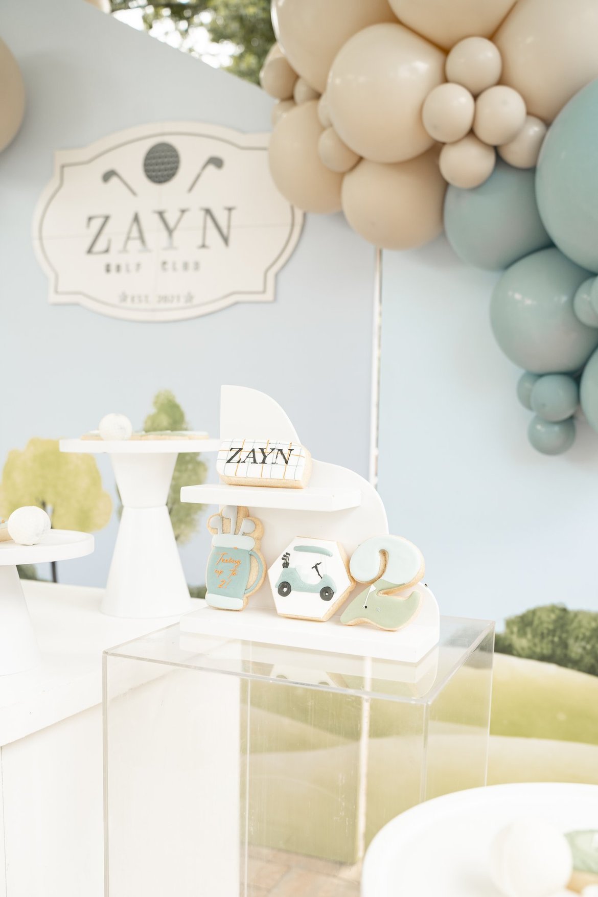 Golf-themed 2nd birthday featured on Pretty My Party