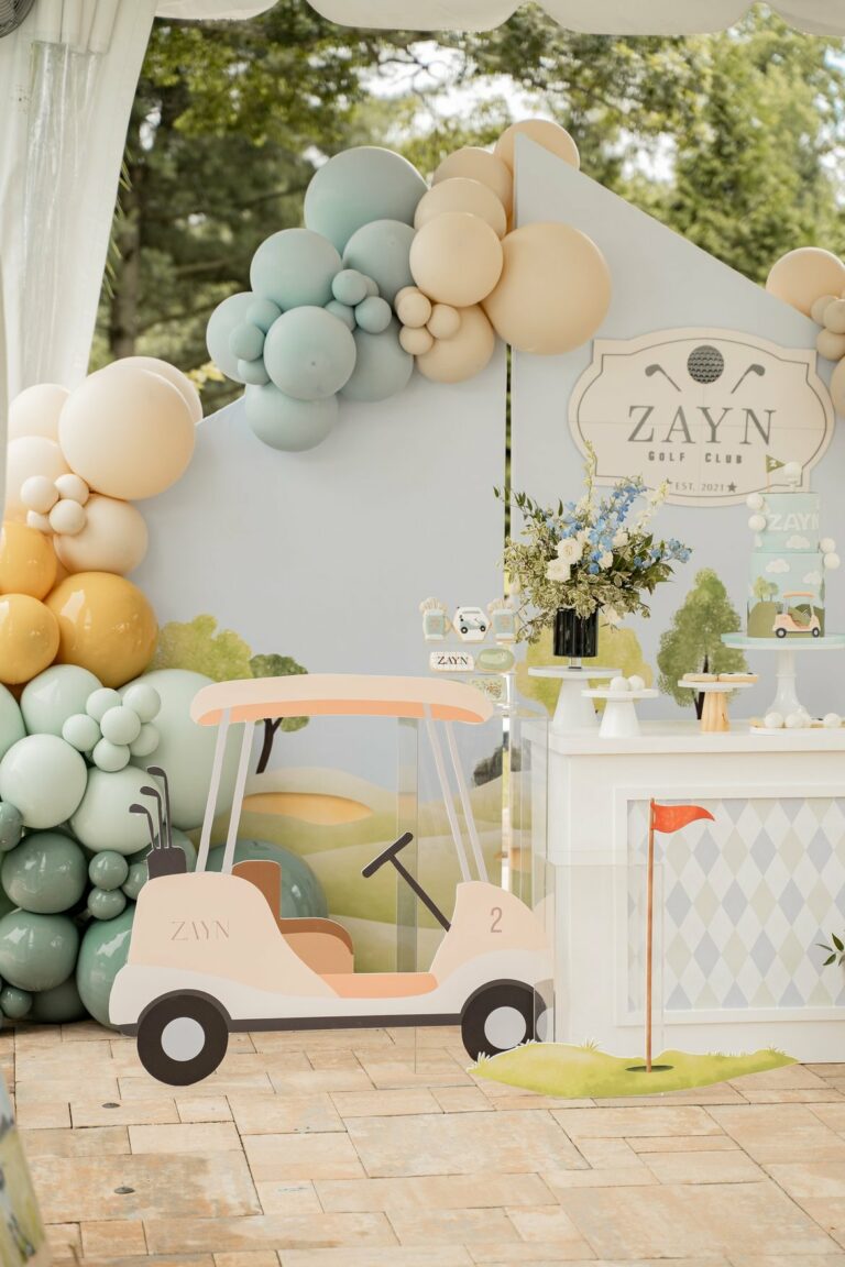Golf-themed 2nd birthday party on Pretty My Party