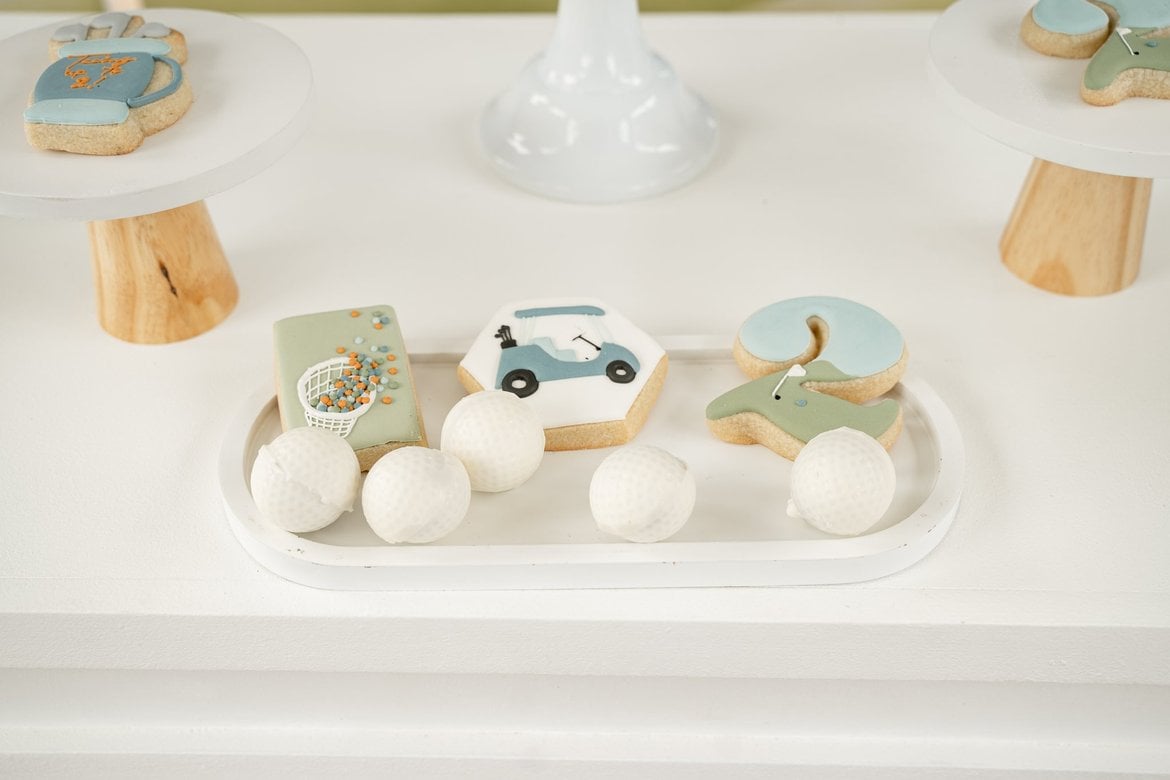 Golf-themed 2nd birthday desserts featured on Pretty My Party